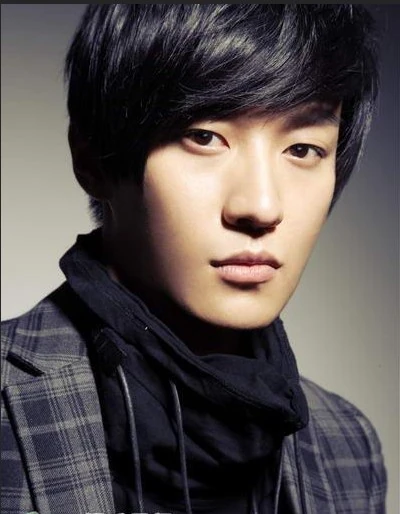 http://images.wikia.com/drama/es/images/1/1b/Qiao_Ren_Liang9.jpg