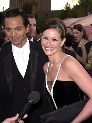 julia roberts and benjamin
