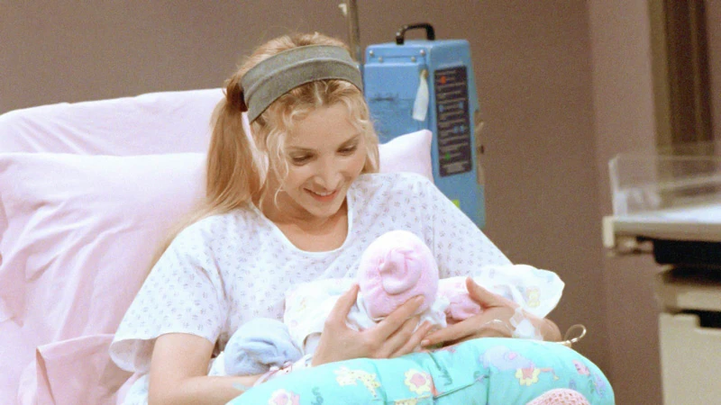 5x03_Phoebe_triplets.jpg