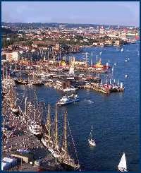 Founded by Dutch merchants in 1621 as a maritime center, Gothenborg, Sweden was the "Kalmar Nyckel's" home port