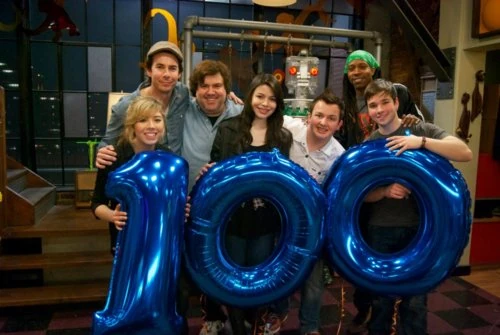 http://images.wikia.com/icarly/images/3/35/Tumblr_m0mnw6TLVj1qglcv0o1_500.jpg