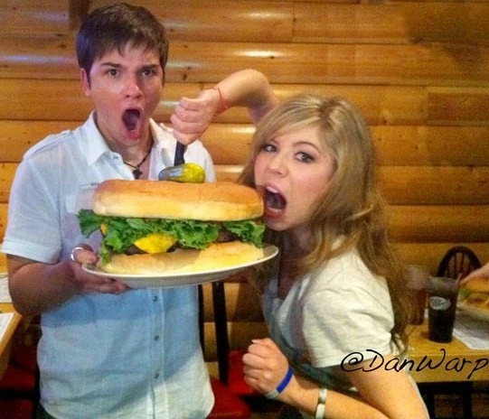 Seddiejathanmemphisburger2.jpg
