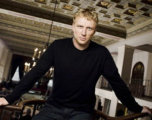 Promotional photo of Kevin McKidd for Journeyman.