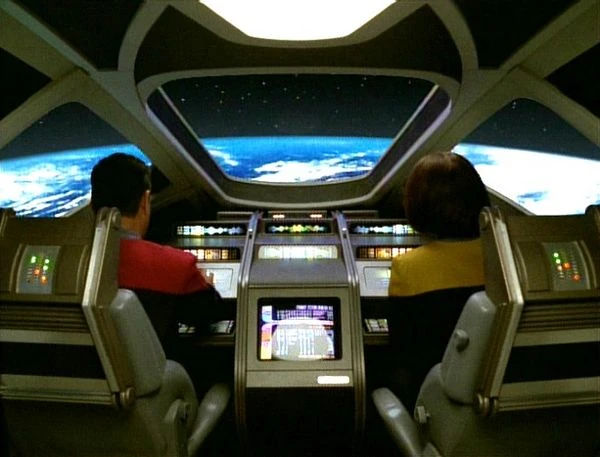 Typ-9_Shuttle_cockpit.jpg