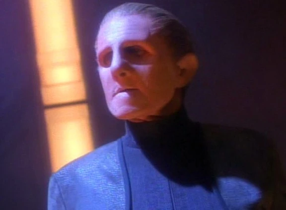 Odo_Mirror02.jpg
