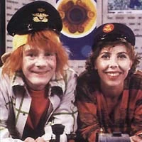 Ib (Troels Walther) and Søster (Karin Jagd) in Lågen i Bogen