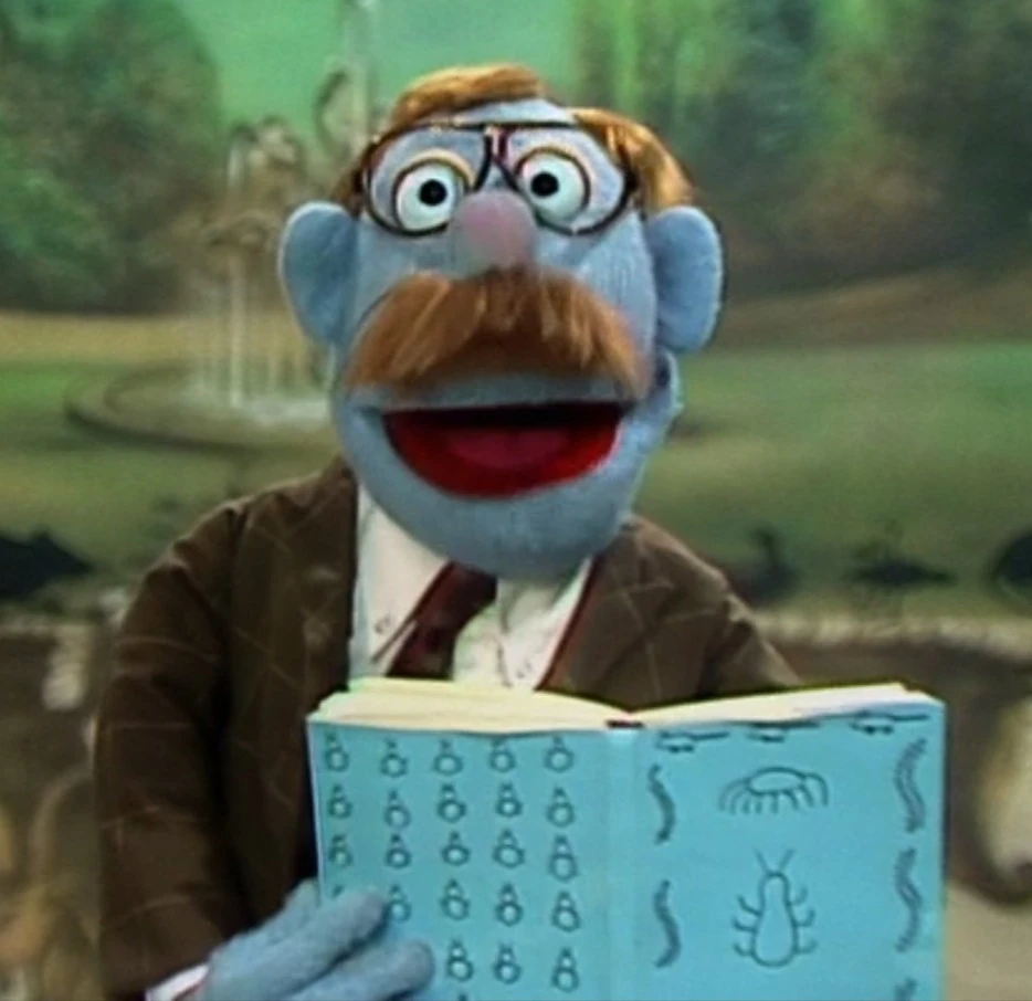 Clive Cahuenga, the singing civil servant.