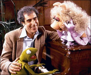 Moss with Kermit and Piggy.