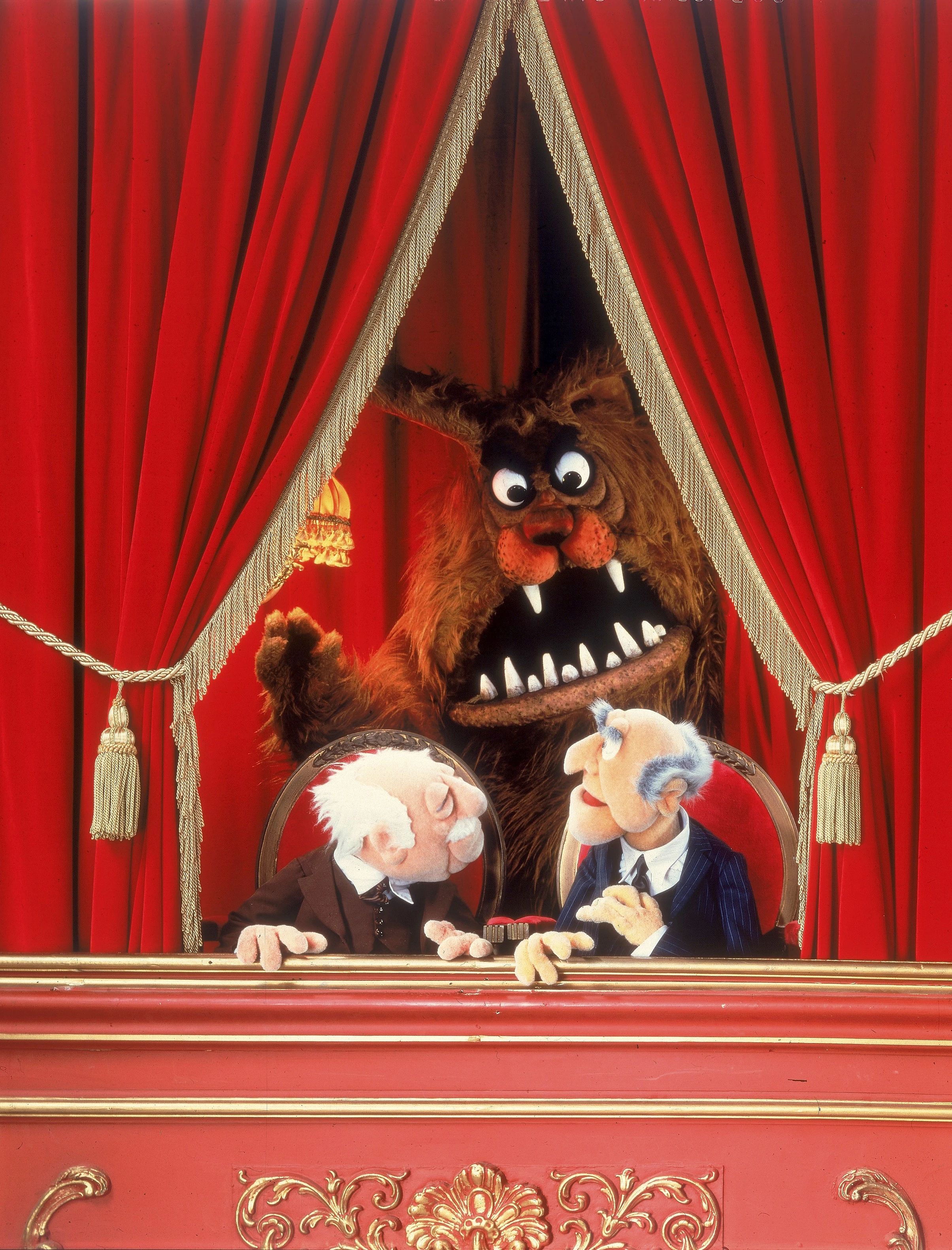 Mean Mama menaces Statler and Waldorf.