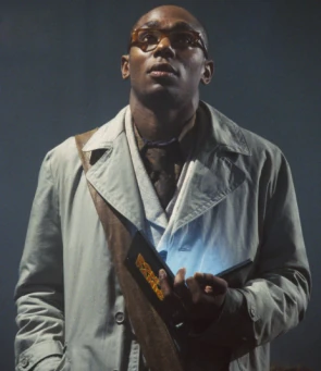 Mos Def in The Hitchhiker's Guide to the Galaxy.