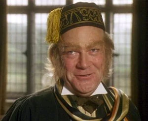 Kenneth Branagh in Five Children and It
