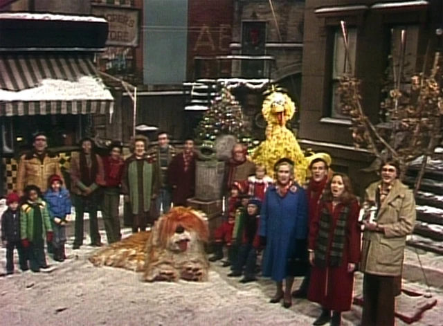 The cast wishes the viewers a Merry Christmas.