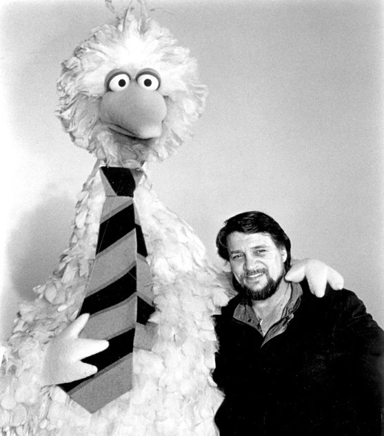 Waylon Jennings in Follow That Bird