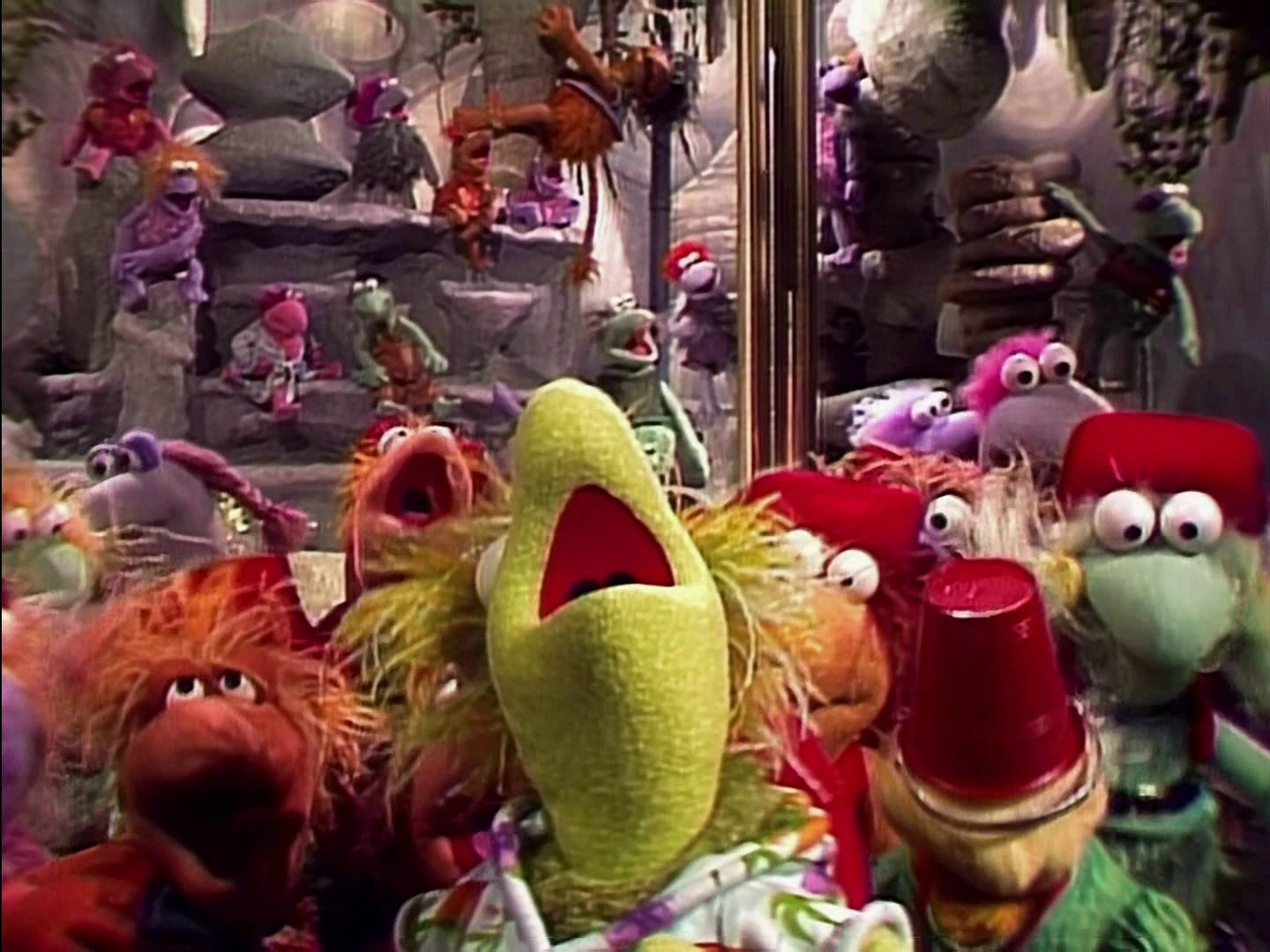 "Aroooooooo!" Wembley becomes the siren for the Fraggle Rock Volunteer Fire Department.