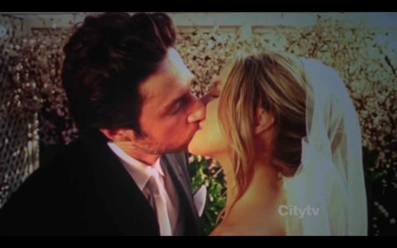 ELLIOT gets engaged to keith dudemeister he realizes their friendship ...