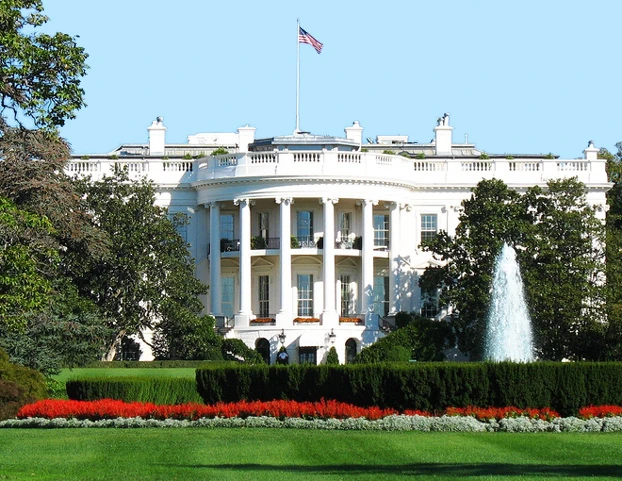 http://images.wikia.com/splintercell/images/1/16/Whitehouse.jpg