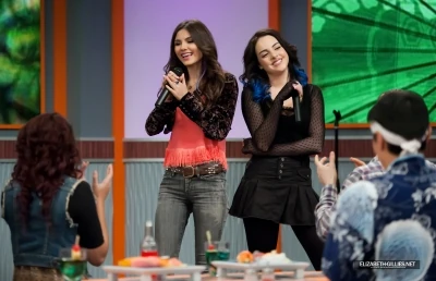 http://images.wikia.com/victorious/images/2/22/Playdate2.jpg