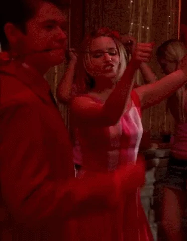 Quory_dance.gif