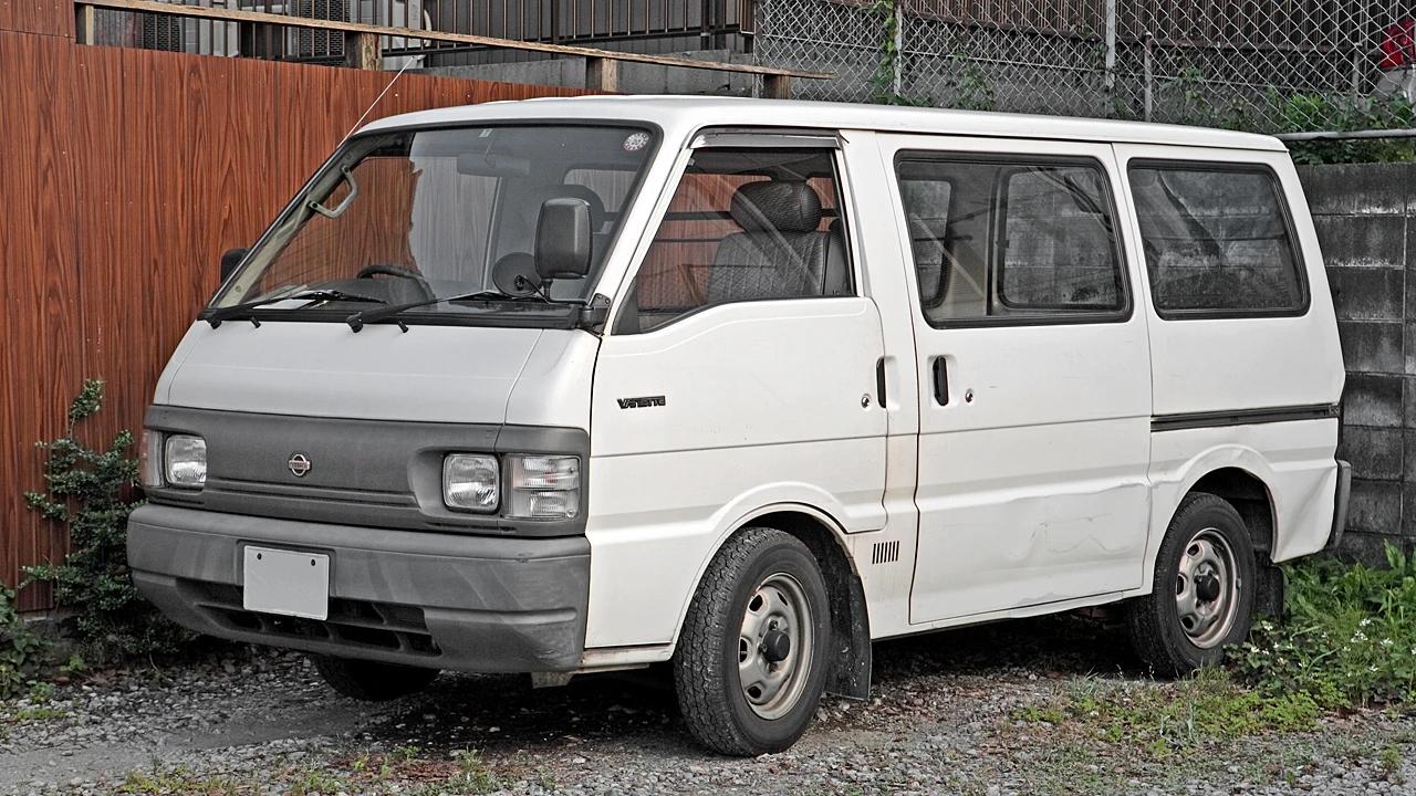 Nissan_Vanette_S20_001.JPG